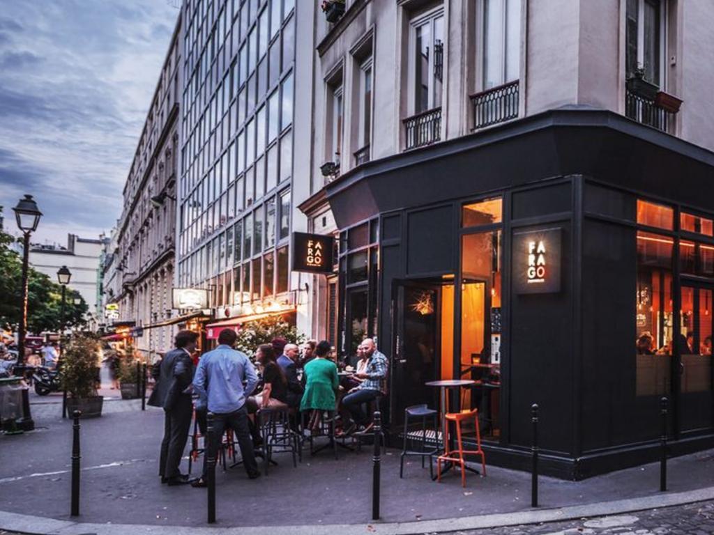 Artisan Lofts Near Marais Apartment Париж Екстериор снимка