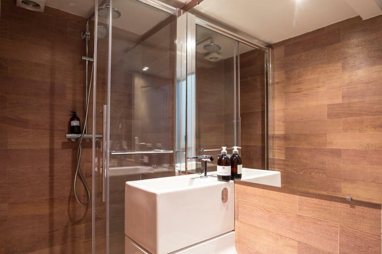Artisan Lofts Near Marais Apartment Париж Екстериор снимка