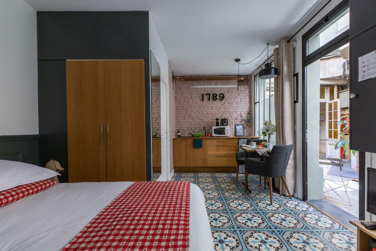 Artisan Lofts Near Marais Apartment Париж Екстериор снимка